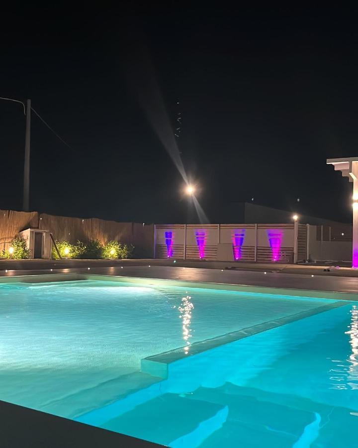 Boutique Hotel E Spa Citta Bianca Pescara Exteriör bild