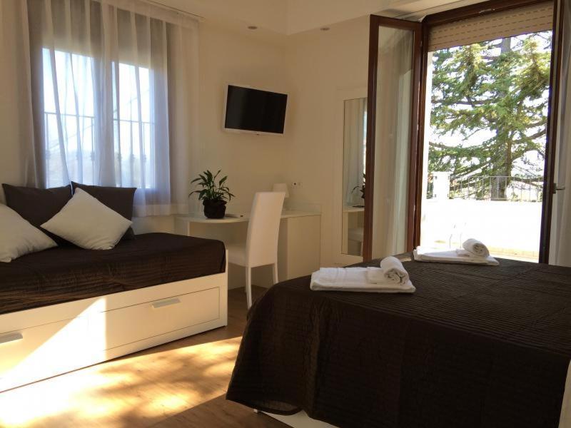 Boutique Hotel E Spa Citta Bianca Pescara Exteriör bild