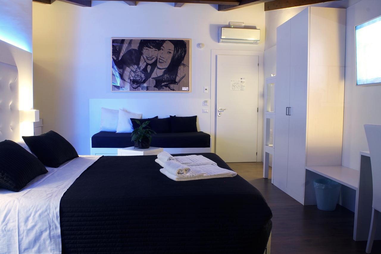 Boutique Hotel E Spa Citta Bianca Pescara Exteriör bild