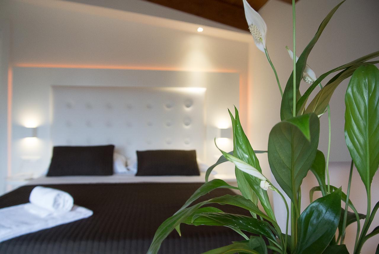 Boutique Hotel E Spa Citta Bianca Pescara Exteriör bild