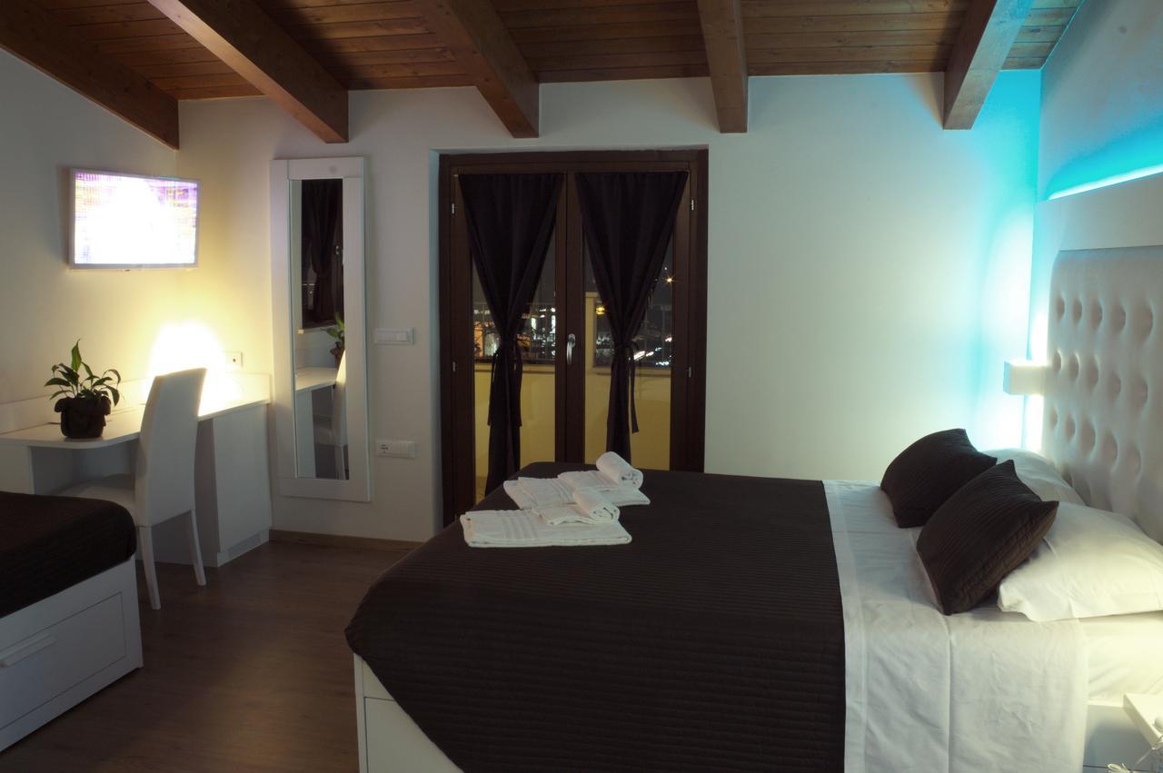 Boutique Hotel E Spa Citta Bianca Pescara Exteriör bild