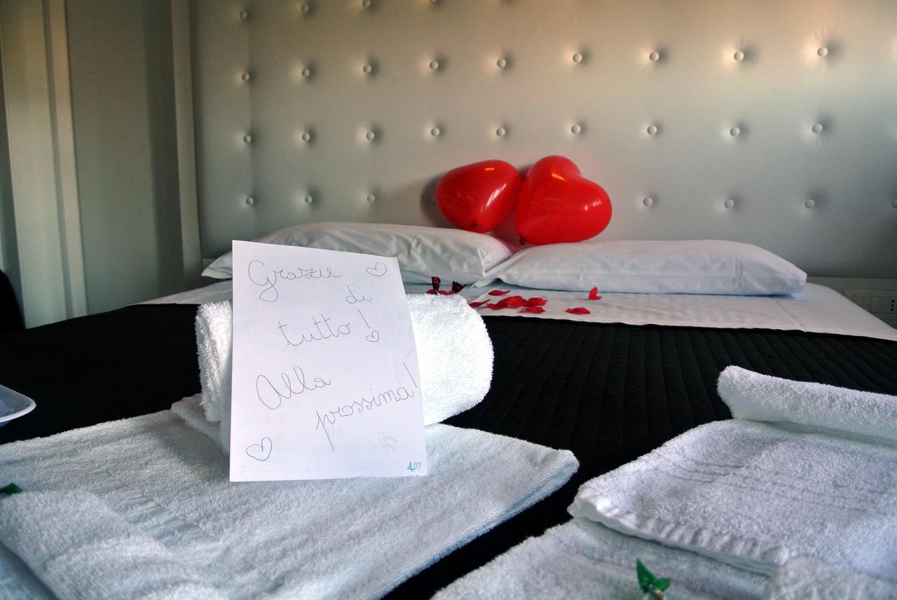 Boutique Hotel E Spa Citta Bianca Pescara Exteriör bild